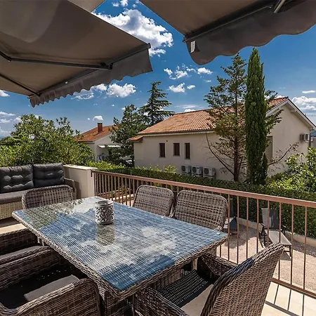 4 Bedroom Awesome In Crikvenica