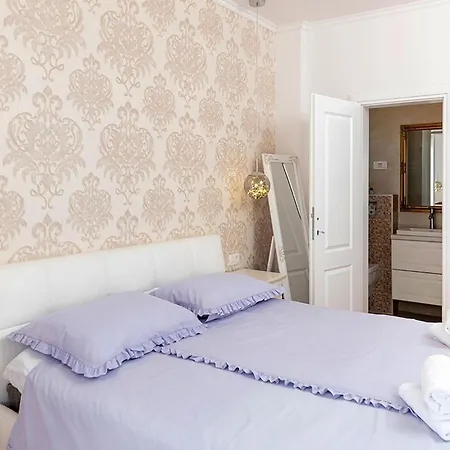 4 Bedroom Awesome In Holiday home